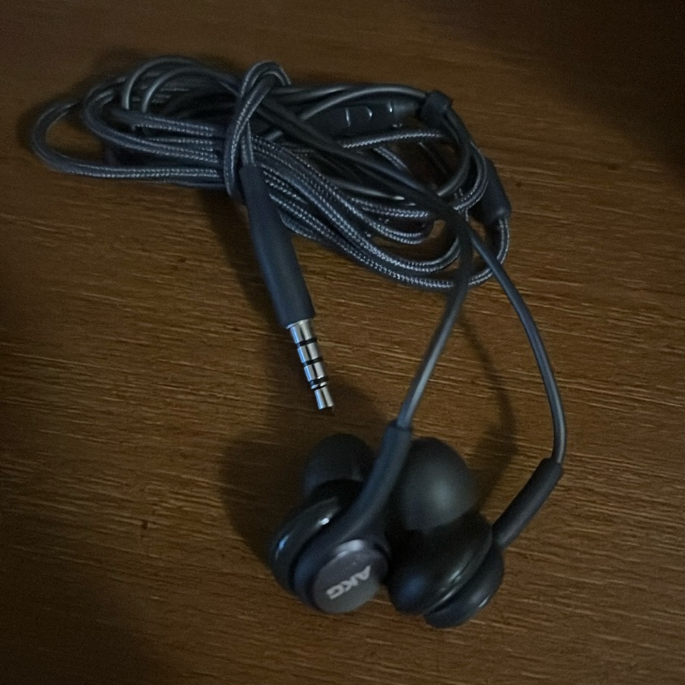 Samsung AKG Gray Earbud Headphones